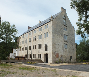 Millend Mill, Eastington
